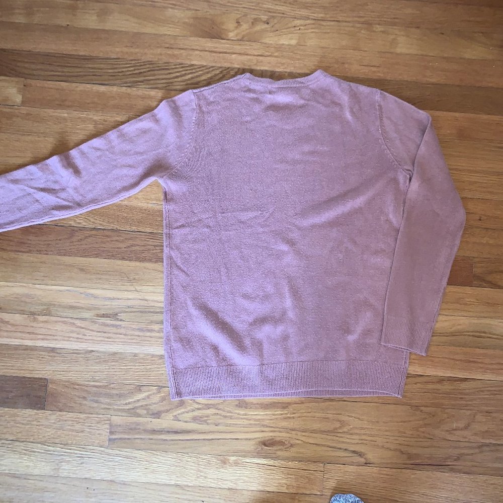 Pink Sweater - Picture 3 of 3